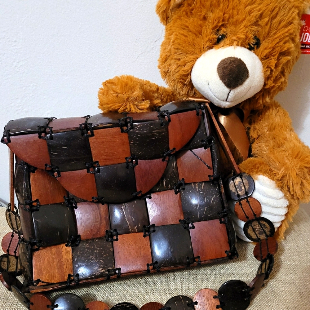Shoulder bag
